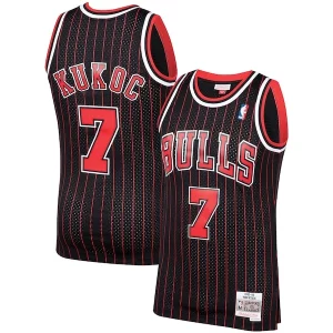 Perfecto Práctico Atractivo Toni Kukoc Chicago Bulls 1995/96 Hardwood Classics Swingman Jersey Black  para los verdaderos seguidores