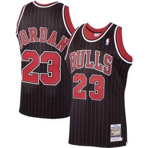 Elegante Michael Jordan Chicago Bulls 1995/96 Hardwood Classics Authentic Jersey Black/Scarlet/White  para los verdaderos seguidores